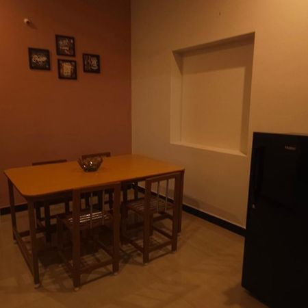 Shi'S Triveni Spacious 2Bhk Villa In Pappampatti, Коимбатур Экстерьер фото