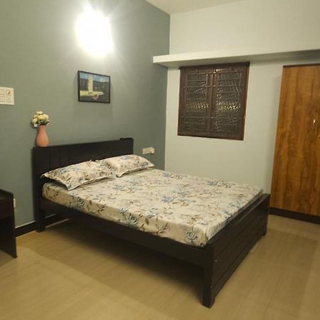 Shi'S Triveni Spacious 2Bhk Villa In Pappampatti, Коимбатур Экстерьер фото