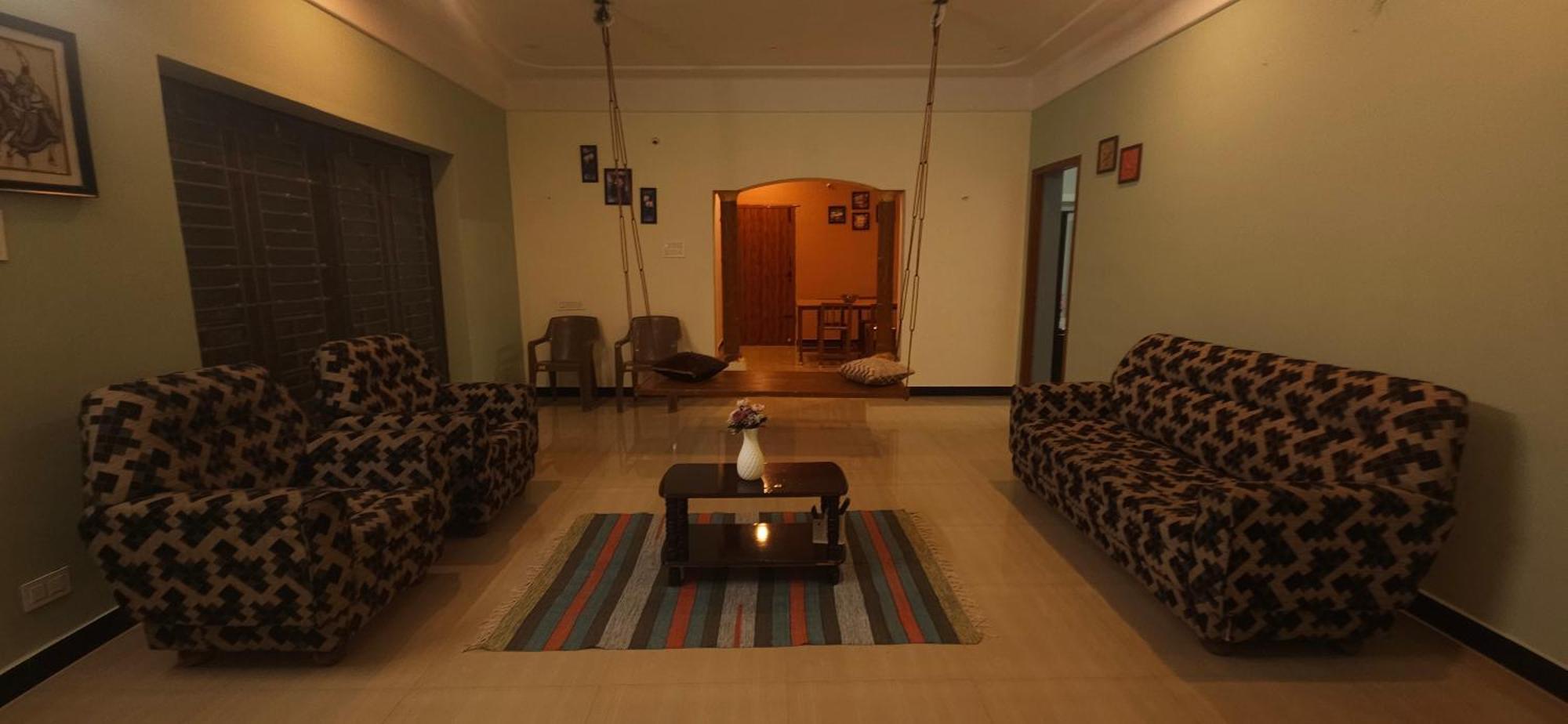 Shi'S Triveni Spacious 2Bhk Villa In Pappampatti, Коимбатур Экстерьер фото