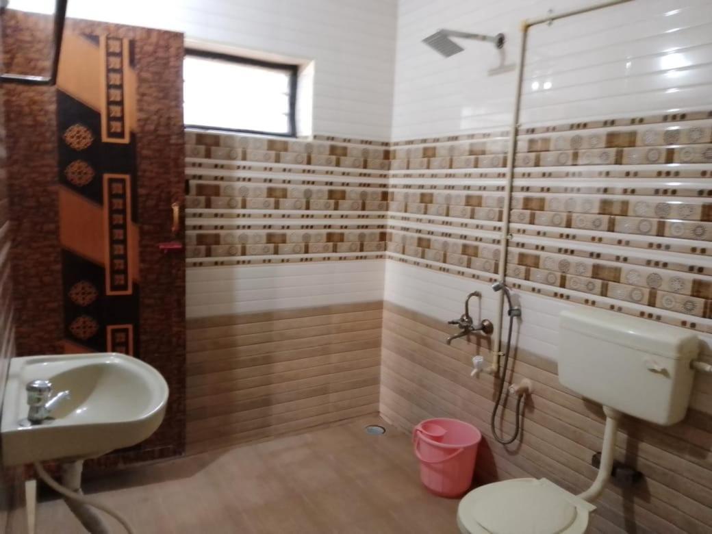 Shi'S Triveni Spacious 2Bhk Villa In Pappampatti, Коимбатур Экстерьер фото